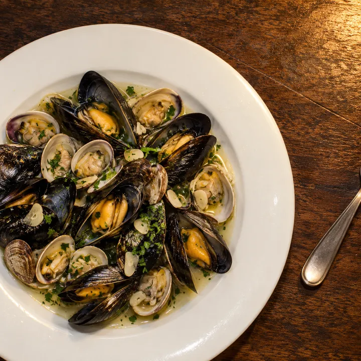 Sauté di cozze e vongole