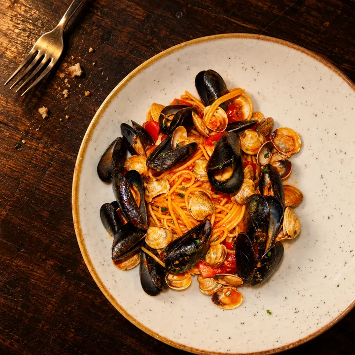 Spaghetti alle cozze e vongole