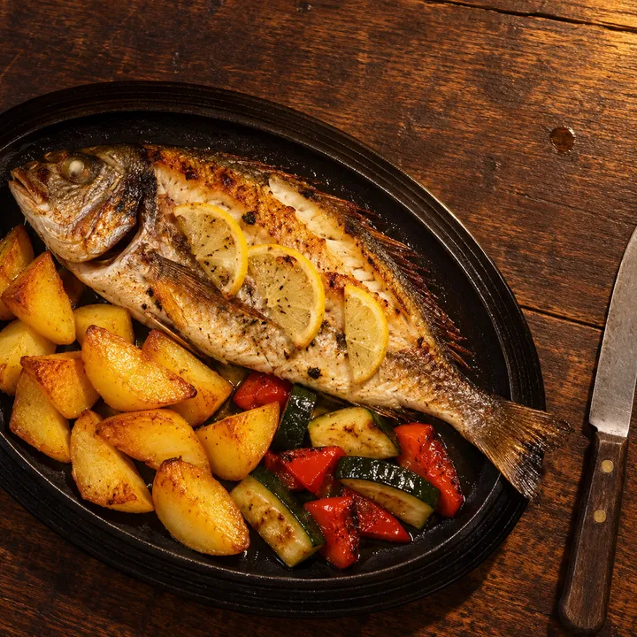 Orata al forno con contorno