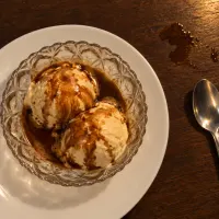 Gelato affogato