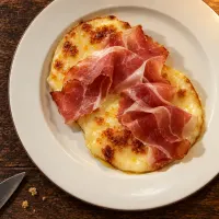 Scamorza con prosciutto crudo
